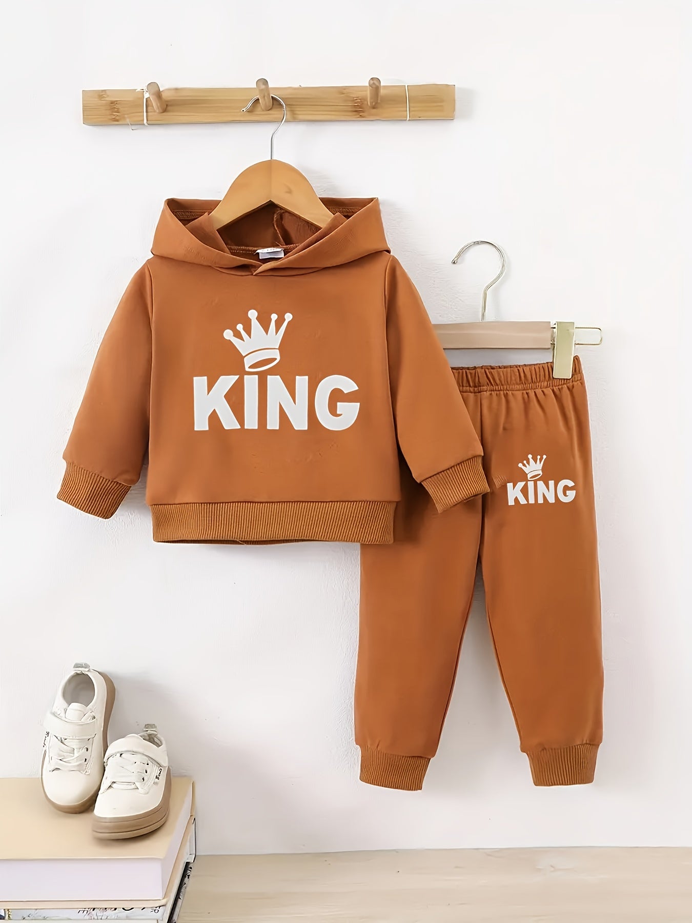 Ensemble sweat et pantalon bébé