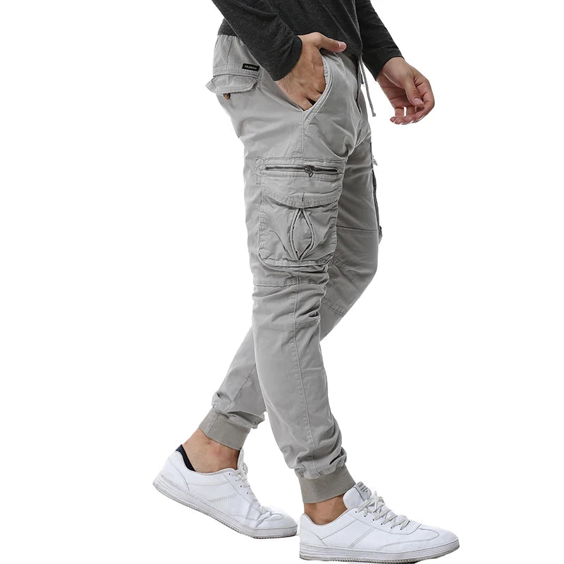 Pantalon cargo camouflage en coton
