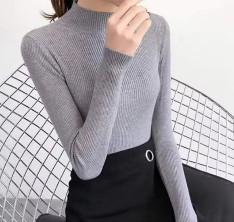 Pull tricoté col montant pour femme