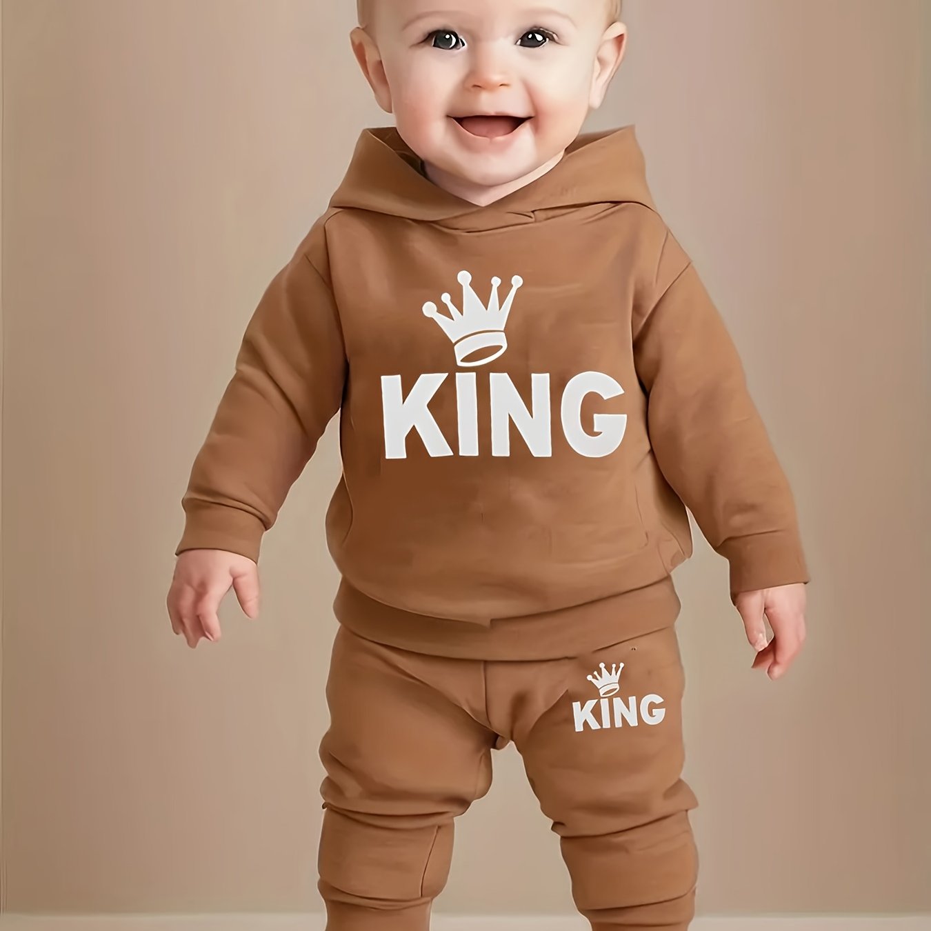 Ensemble sweat et pantalon bébé